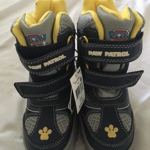 Paw Patrol Light Up Winter Boots toddlers size 10